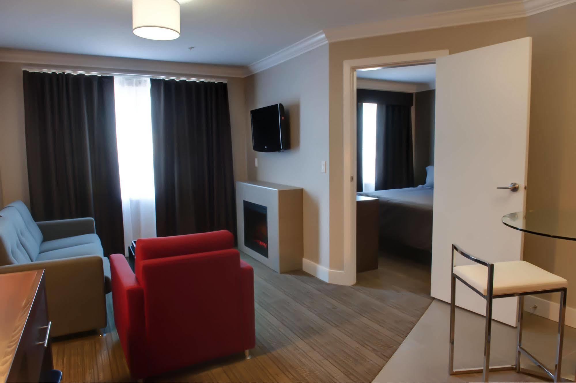 Sandman Hotel And Suites Абботсфорд Экстерьер фото